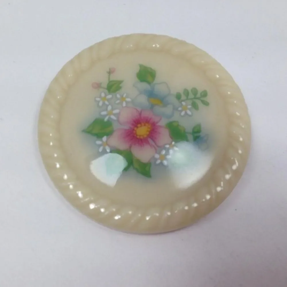 Vintage Avon Floral Scene Sandstone Ceramic Enamel Brooch